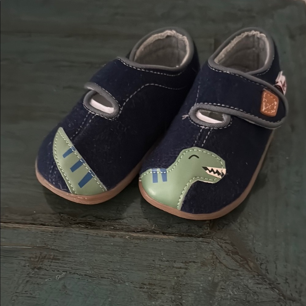 See Kai Run Dinosaur Navy and Green Shoes